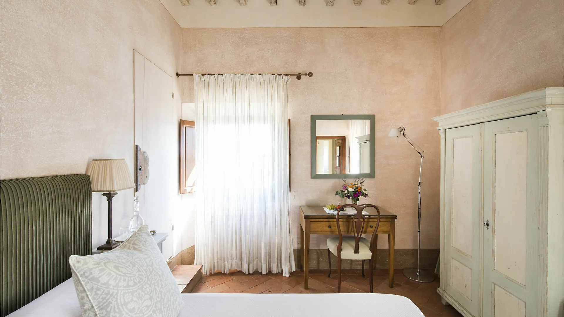 ***  Borgo Pignano Hotel Volterra Italy